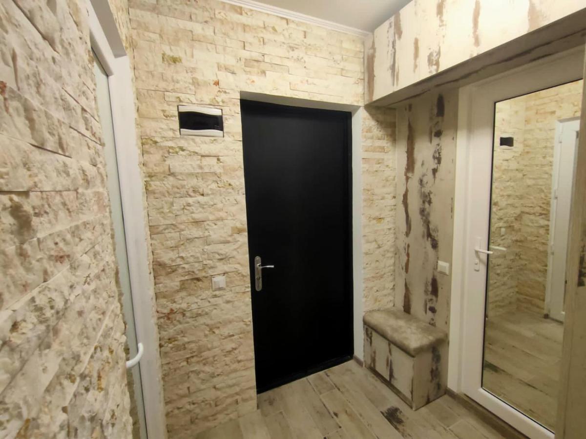 Lilia Apartment Batumi Bagian luar foto